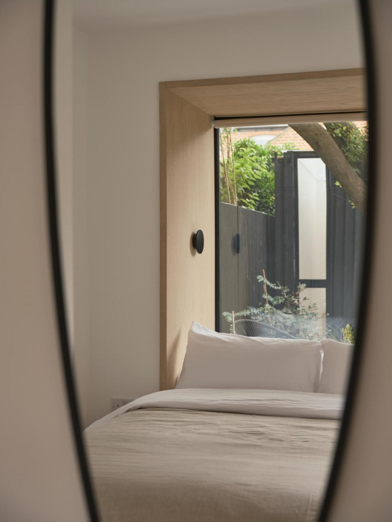 Japandi Escape 3Br Designer Flat With Garden Apartamento Oxford Exterior foto