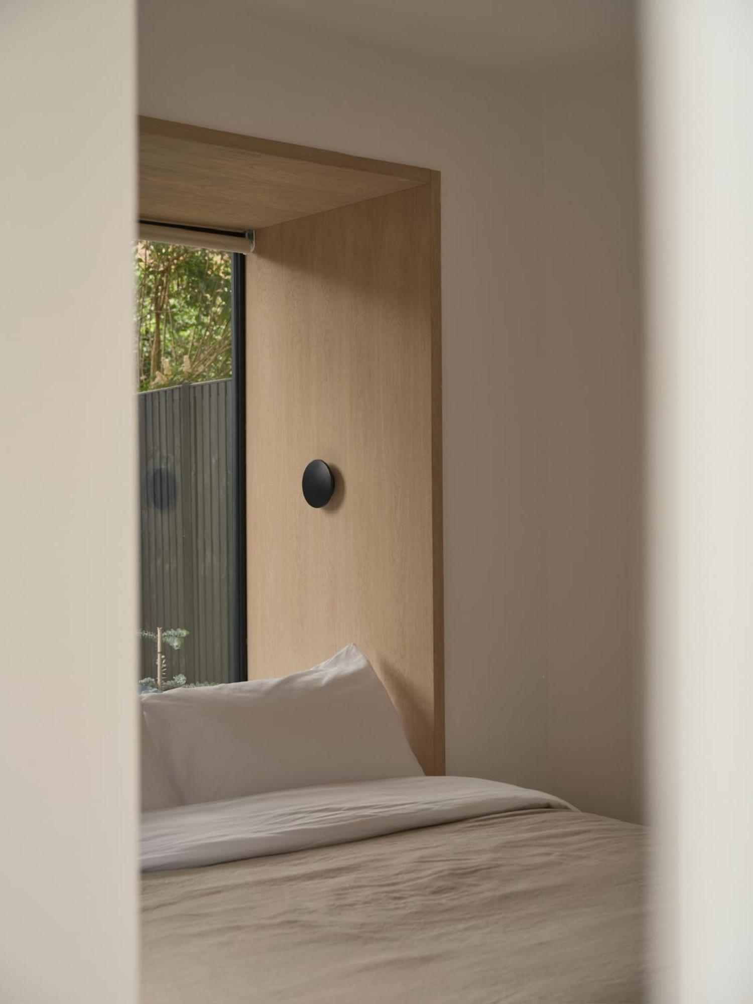 Japandi Escape 3Br Designer Flat With Garden Apartamento Oxford Exterior foto